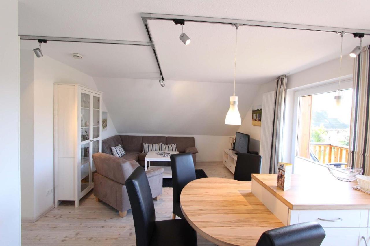 Haus Heckenrose Whg 2 Og Apartment Келенхузен Екстериор снимка