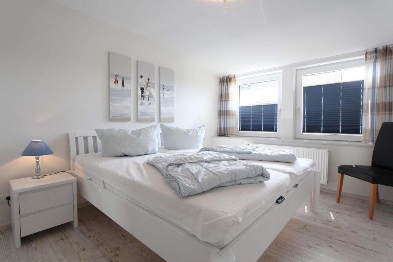 Haus Heckenrose Whg 2 Og Apartment Келенхузен Екстериор снимка